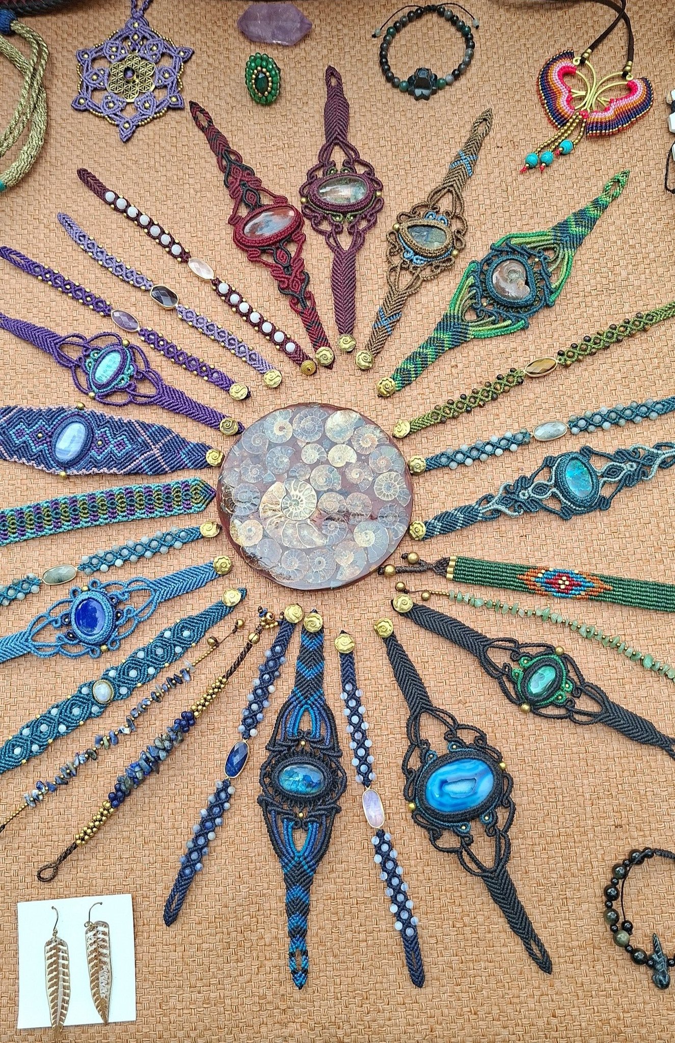 Shexzit Arte Macrame Background